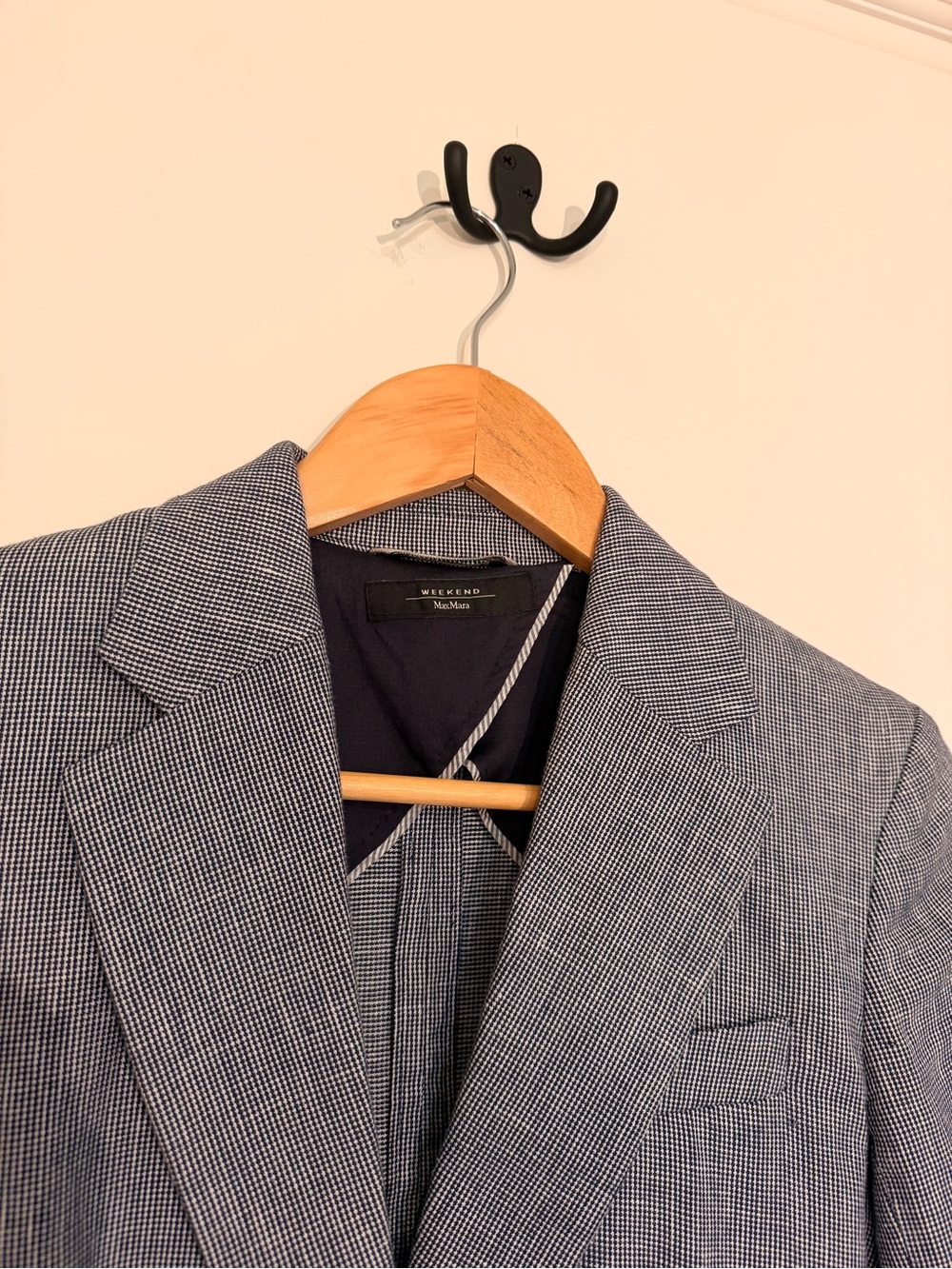 Weekend Max Mara Navy Micro-Check Blazer